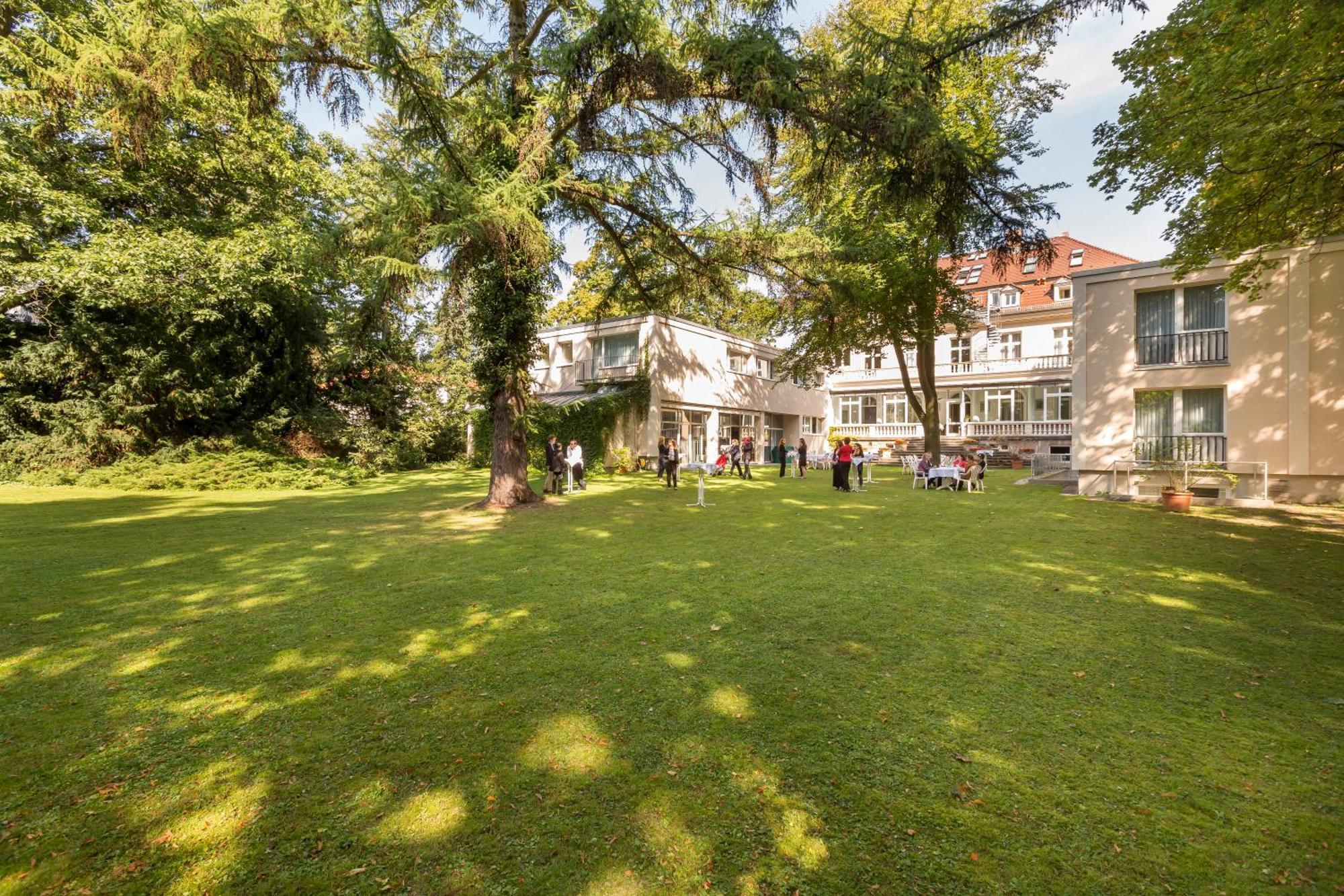 Europaeische Akademie Berlin Hotel Exterior photo